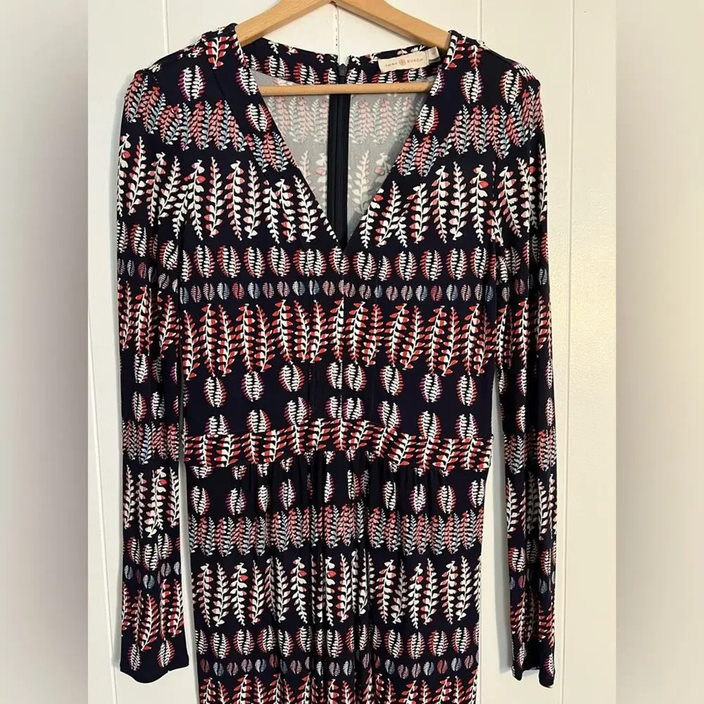 Tory Burch Fantasy dress Printed v neck long sleeve spring fern office